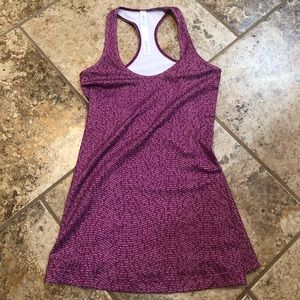 Lululemon tank size 6